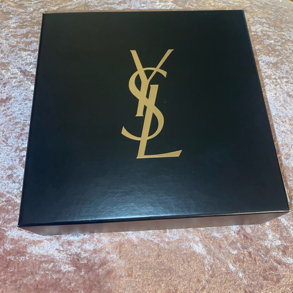 Yves Saint Laurent Mon Paris Box Set